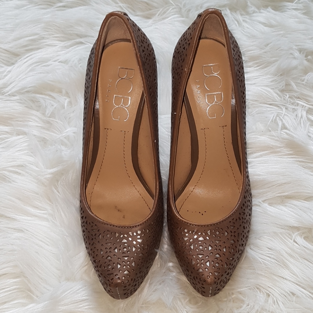BCBG heels